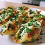 Easy Spinach and Ricotta Stuffed Shells