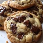 Keto Chocolate Chip Cookies